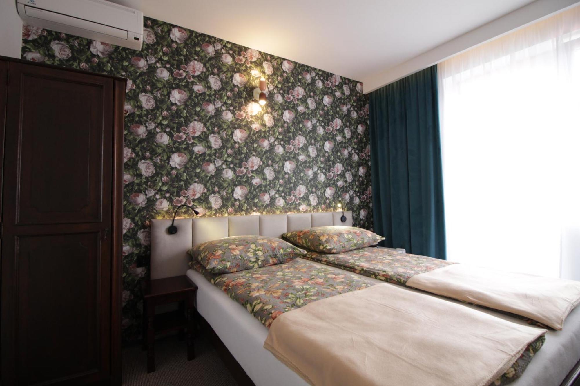 Motel Na Zbojeckiej Skawa Εξωτερικό φωτογραφία