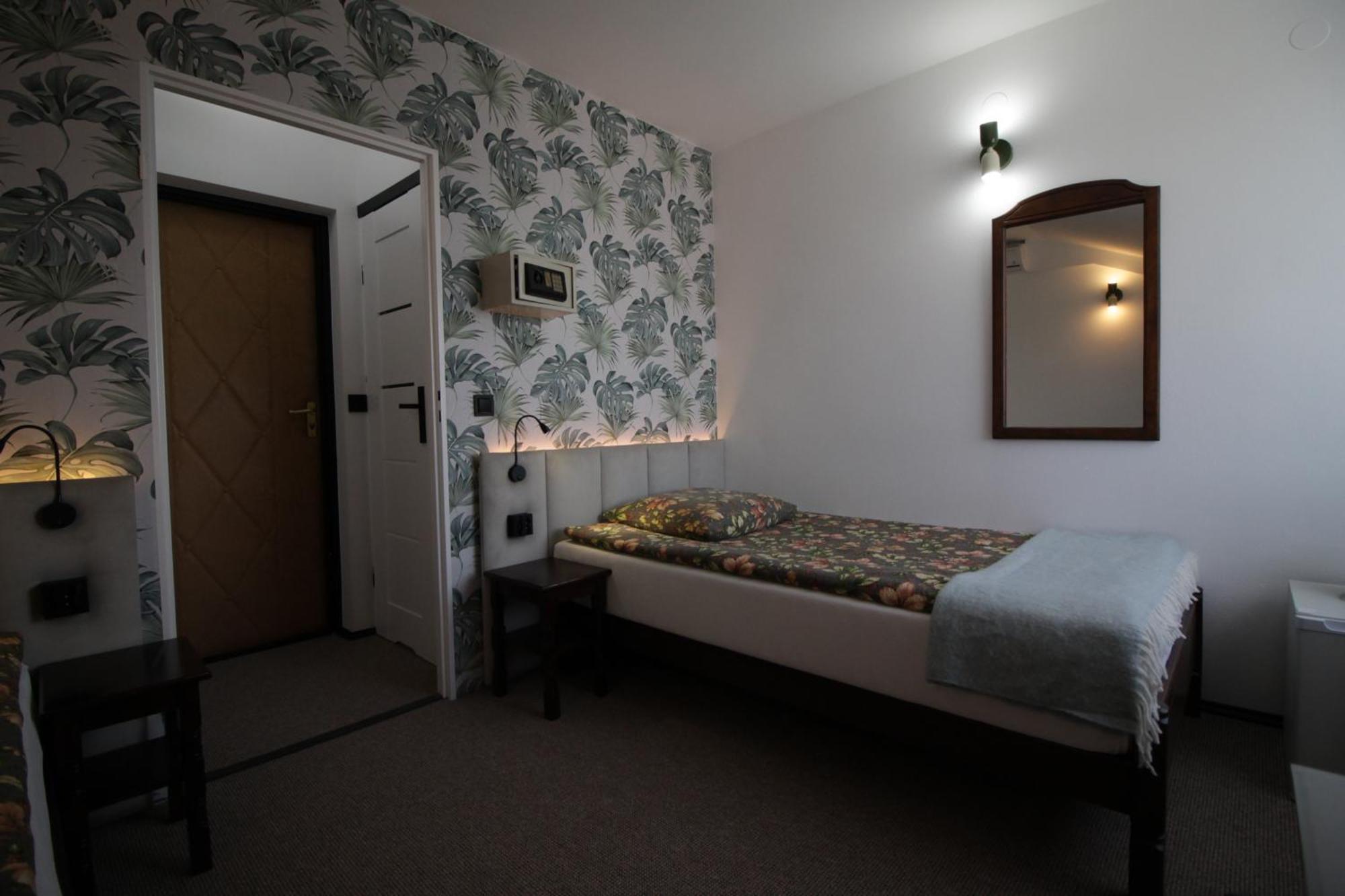 Motel Na Zbojeckiej Skawa Εξωτερικό φωτογραφία